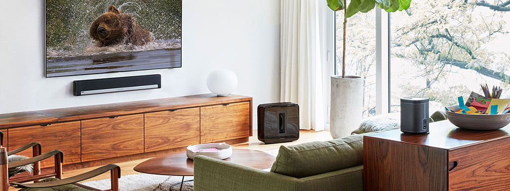 living-room-surround living-room-surround